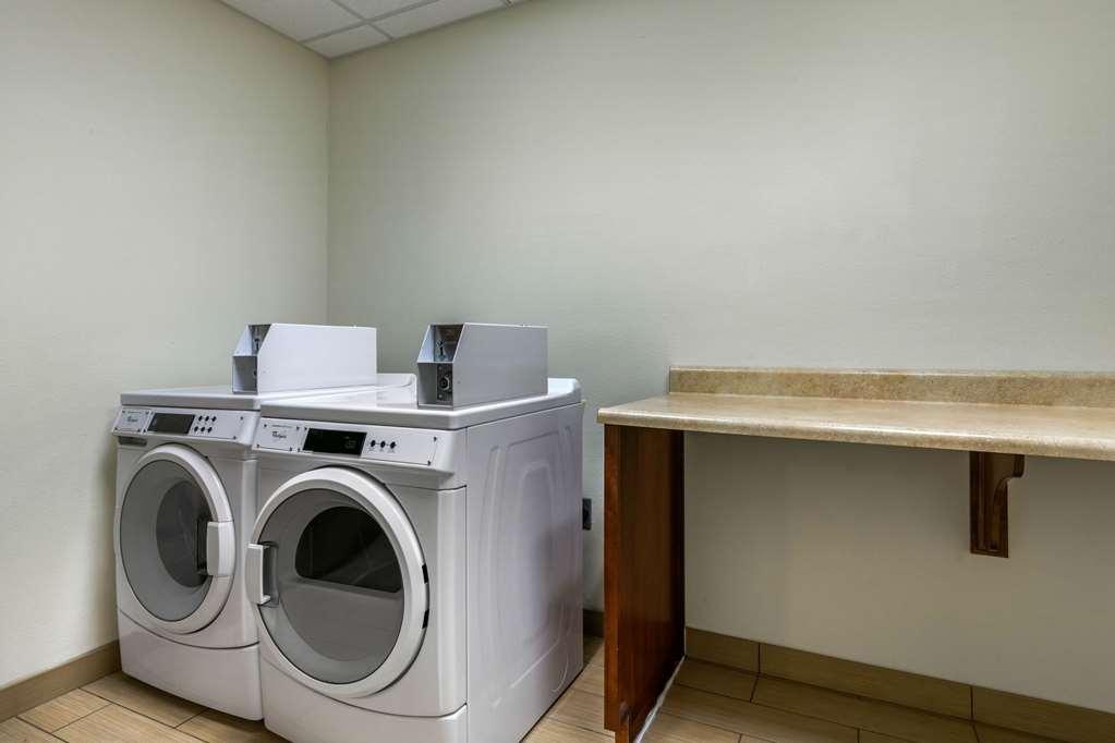 Comfort Inn & Suites Marion I-57 Facilities photo